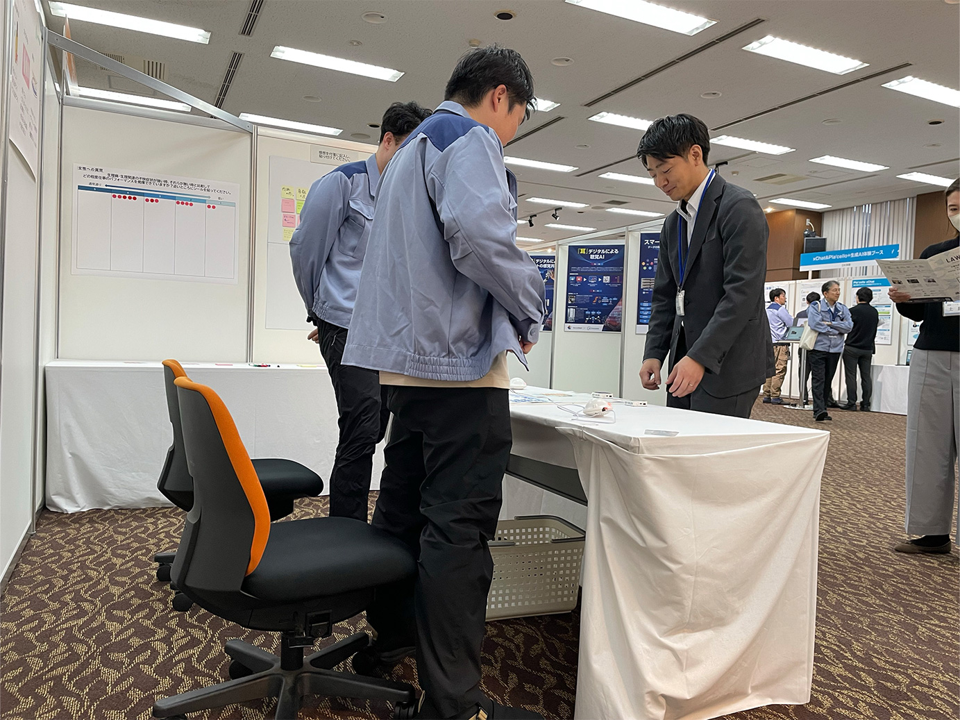 生理痛VR体験を実施1